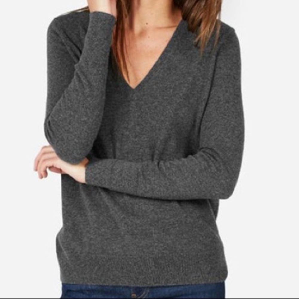 Everlane cashmere V-neck crew xs